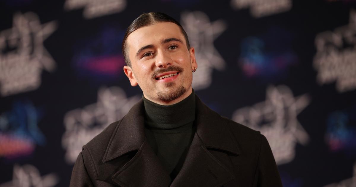 Changement de look pour Pierre Garnier : le chanteur surprend tout le monde en apparaissant les cheveux courts