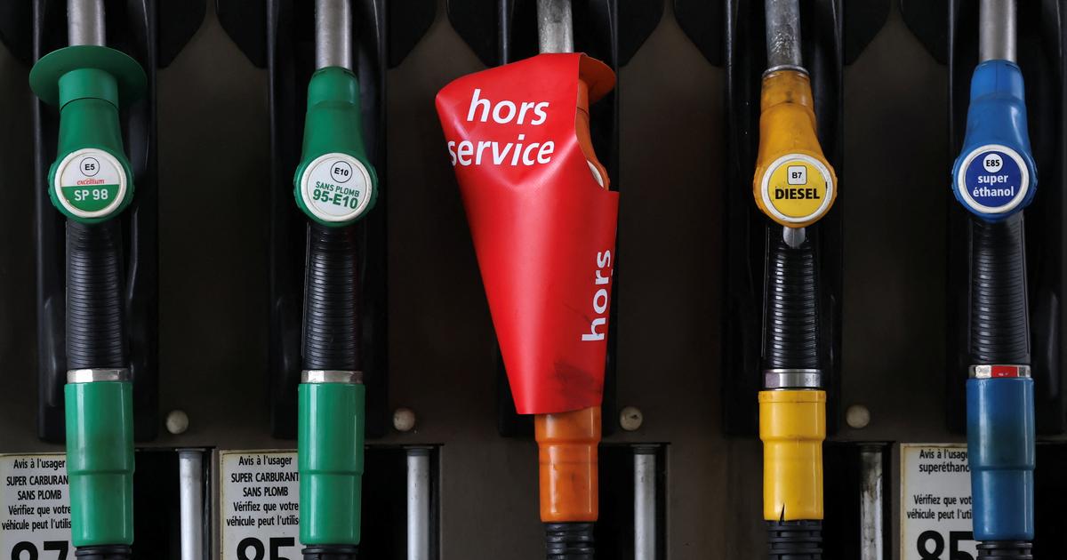 Prix élevés: la consommation de carburants a fortement baissé en avril en France