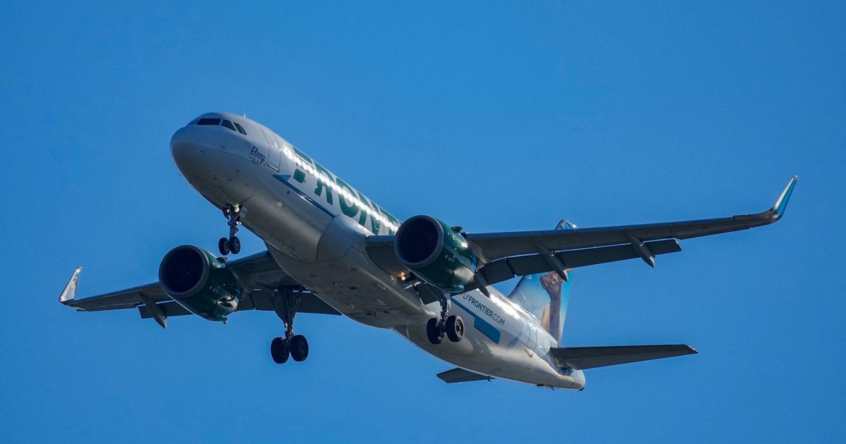 «Nous venons de heurter quelqu’un» : un avion percute mortellement un piéton au décollage à Denver
