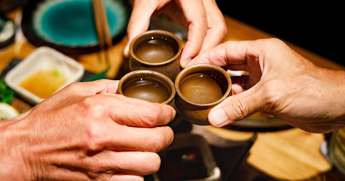 Baisse de consommation, désamour des jeunes... Létonnant destin lié du vin en France et du saké au Japon