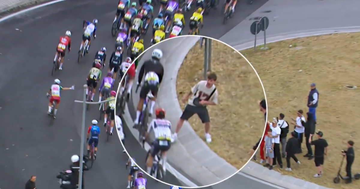 Tour d’Italie : des spectateurs inconscients s’en prennent aux coureurs en pleine course