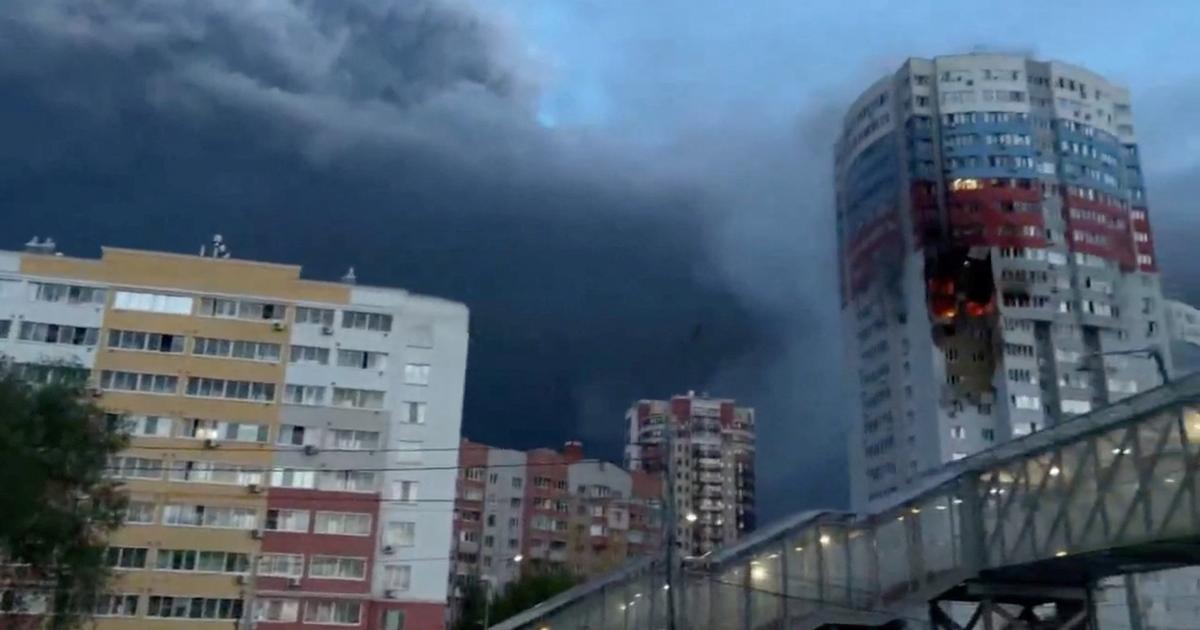La Russie dit avoir abattu plus de 500 drones ukrainiens dans la nuit, au moins trois morts dans la région de Moscou