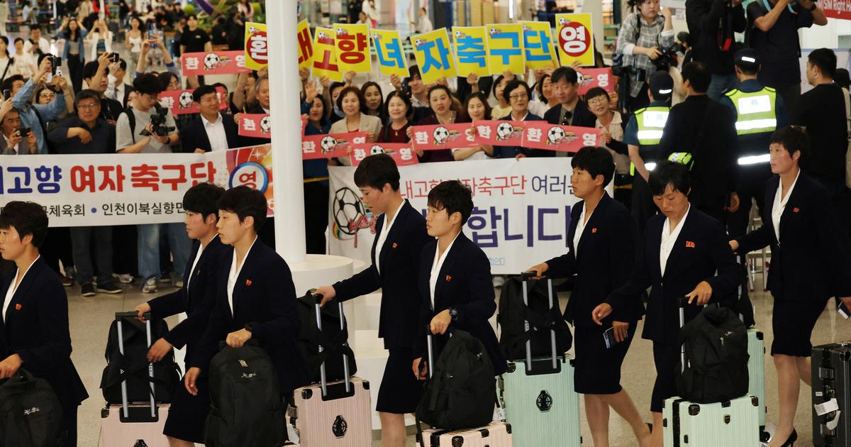 Foot: The North Korean Womens Team Naegohyang sets foot in South Korea for a historic meeting