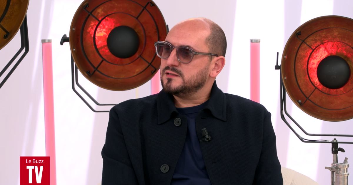 «Mon look, c’est t-shirt et surchemise» : pourquoi Karim Rissouli ne porte jamais de chemises à l’antenne