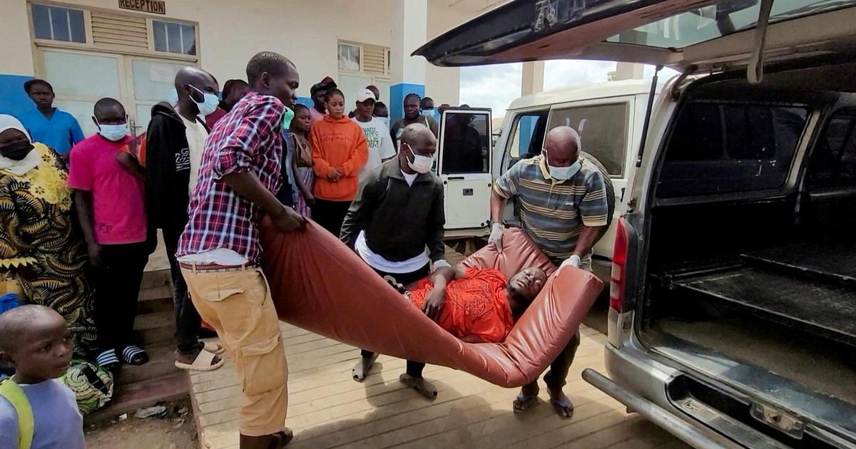 Pourquoi la flambée d’Ebola en RDC et Ouganda inquiète l’OMS

Un variant méconnu, l'absence de tests, de vaccin et de traitement ainsi qu'une région difficile d’accès ont conduit l’OMS à déclencher son deuxième niveau d’alerte le plus élevé.