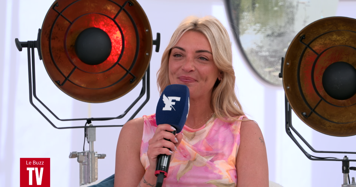 «J’étais pointée du doigt comme la star» : Priscilla Betti raconte sa difficile scolarité