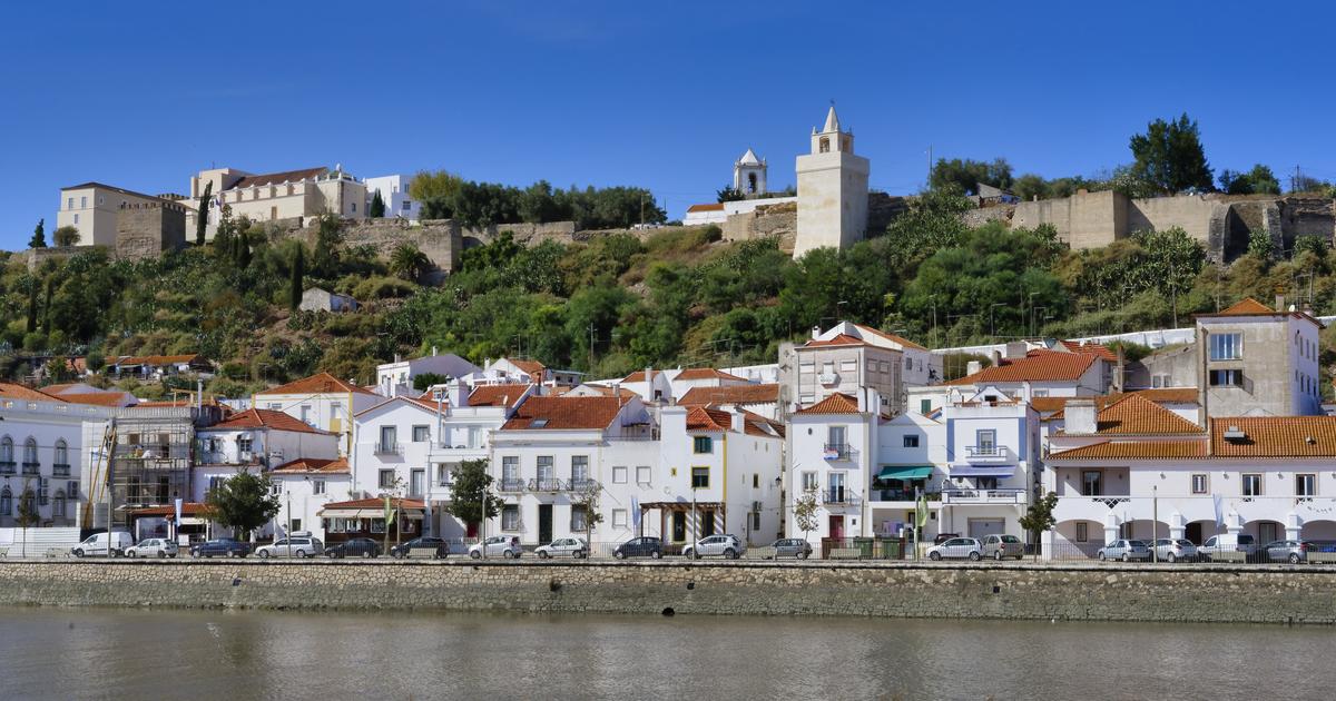 Yeux bandés, pas de papiers d’identité sur eux... Ce que l’on sait des deux enfants de 3 et 5 ans retrouvés seuls au Portugal
