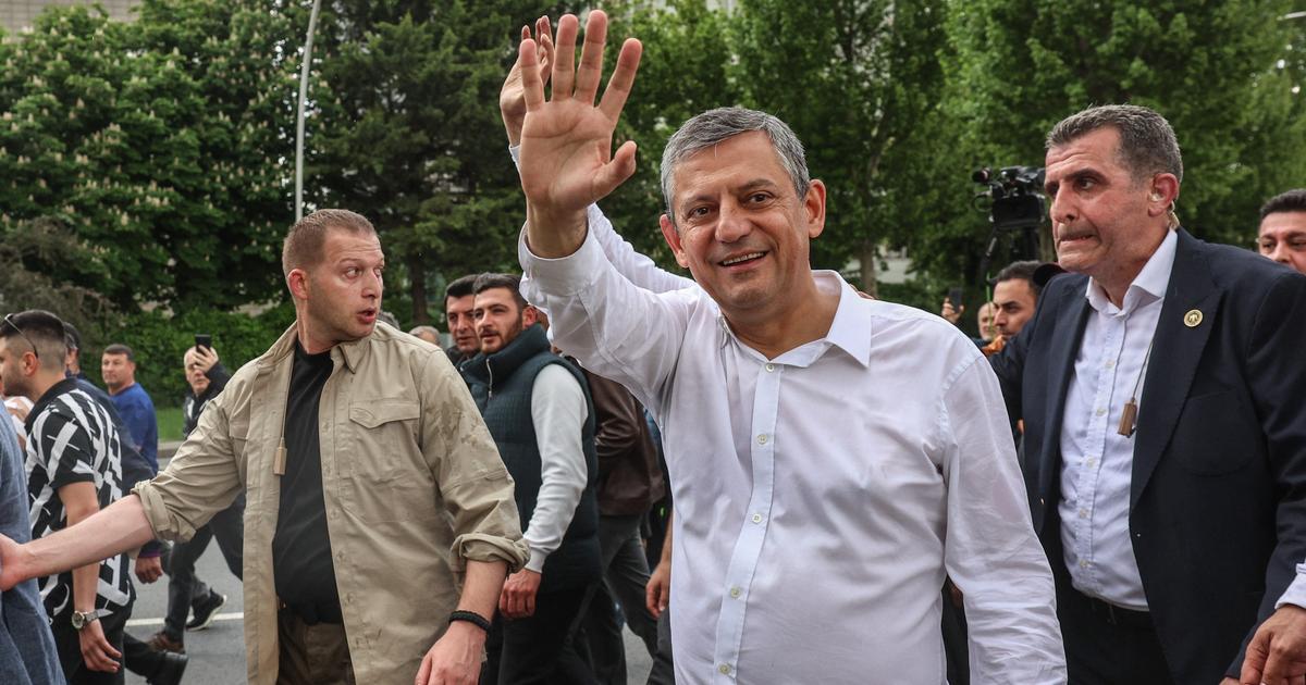 En Turquie, la police déloge de force le chef de l'opposition