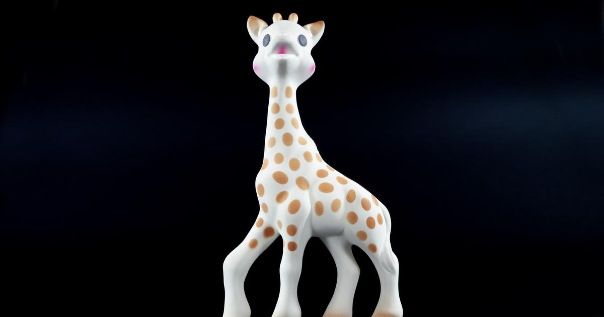 Sophie la Girafe fabriquée en Chine : soupçonné de tromperie, le fabricant français visé par une perquisition