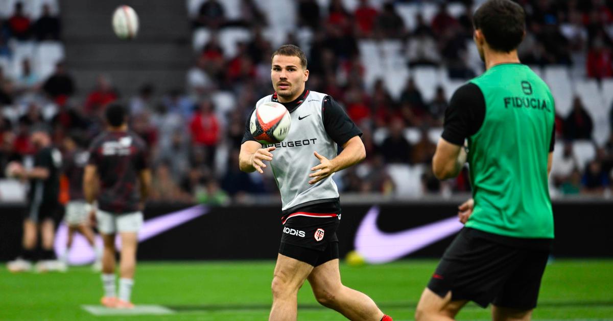 Top 14 : Antoine Dupont devra patienter avant son retour avec le Stade Toulousain