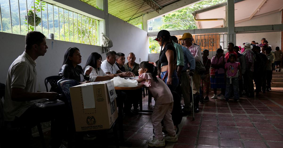 Présidentielle en Colombie: une icône de la gauche et un millionnaire admirateur de Trump au second tour