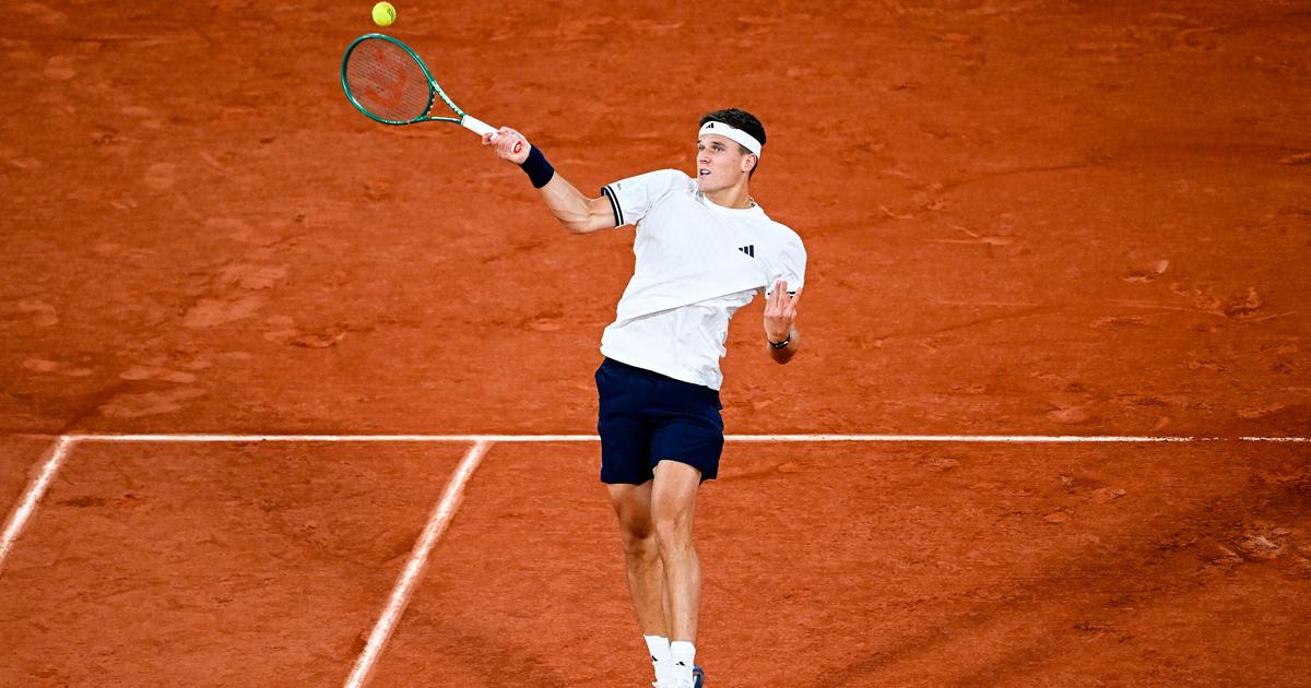 Roland-Garros : Mensik remporte le duel de la nouvelle vague contre Fonseca