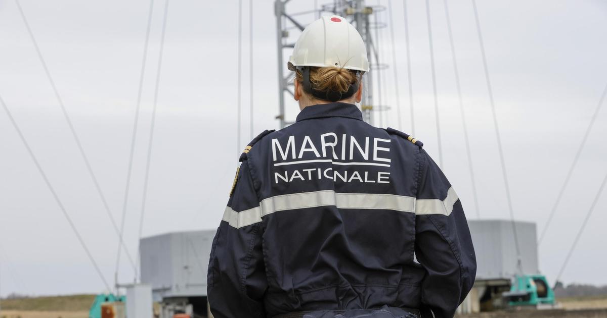 La Marine nationale dépublie des affiches de recrutement datant du régime de Vichy