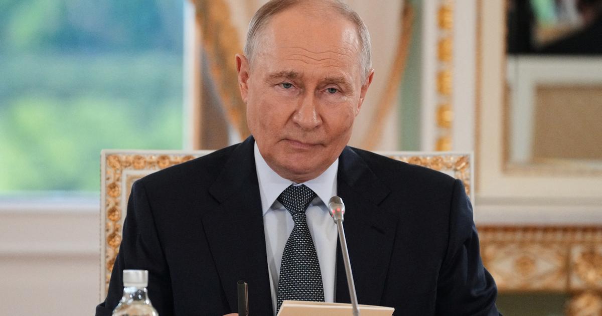 Interrogé sur un éventuel maintien au pouvoir jusqu’en 2036, Vladimir Poutine esquive la question