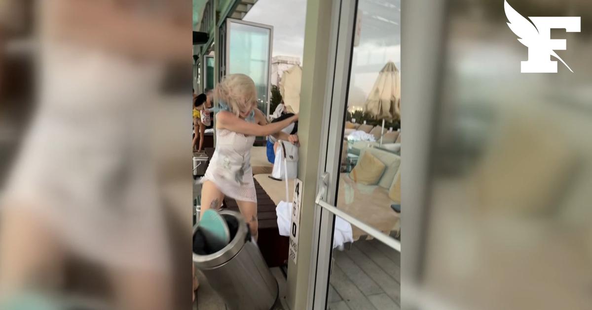 Parasols envolés, rafales à 95km/h… Les images impressionnantes d’un rooftop ravagé par une tempête à New York