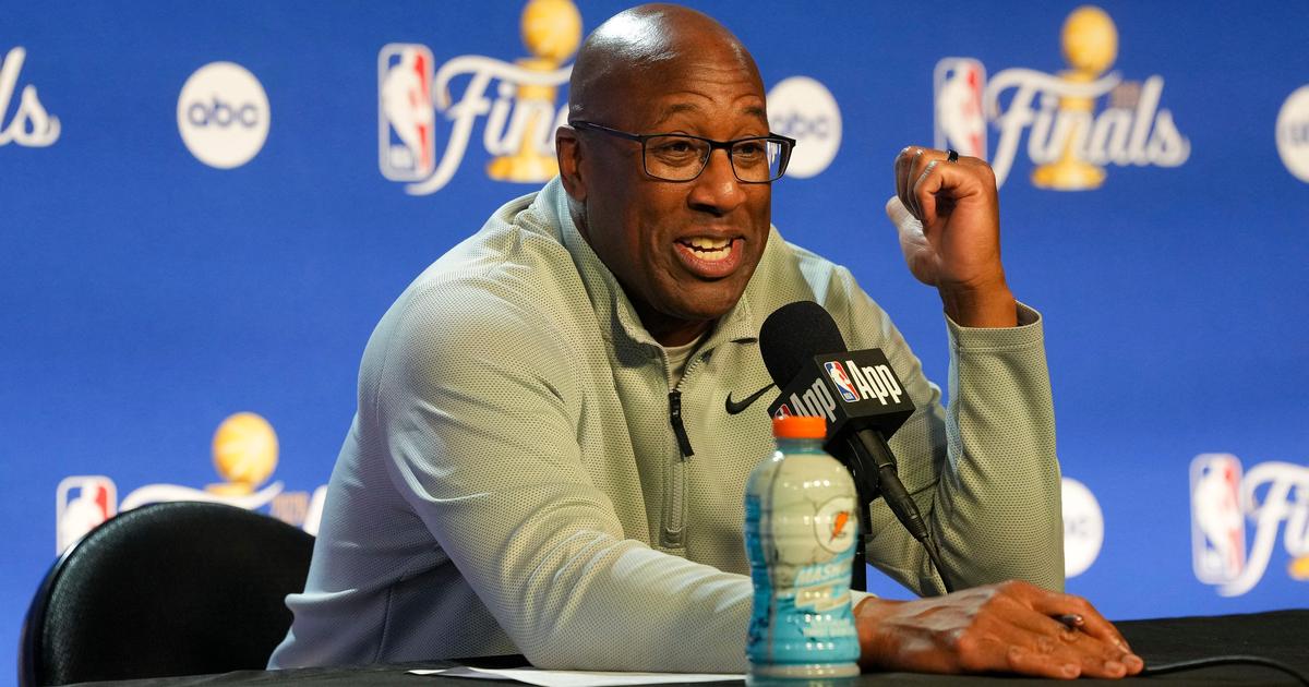 Finales NBA : «Je n’aurais jamais pensé voir ça», défait par Wembanyama et les Spurs, l’entraîneur de New York tance l’arbitrage