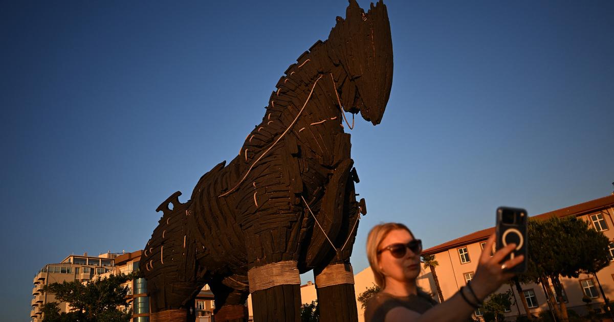 Rome expose le Cheval de Troie de la fresque avec Brad Pitt et revient sur les origines anatoliennes de la cité