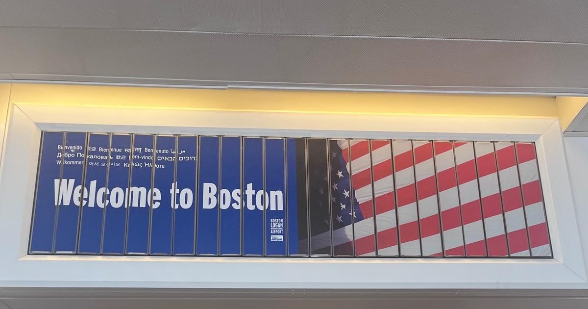La carte postale du Mondial : la fameuse arrivée à la douane aux États-Unis… et déjà une petite frayeur