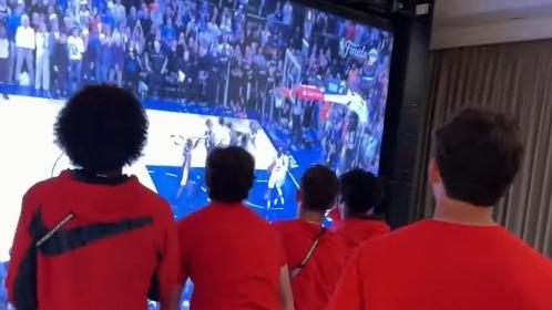 Finales NBA : en vidéo, les footballeurs américains célèbrent la folle remontée des Knicks face aux Spurs