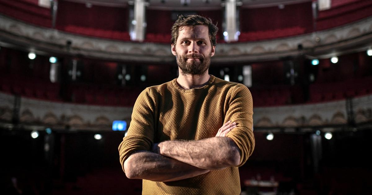Après la déprogrammation par la mairie RN de la pièce d’Alexis Michalik, un théâtre parisien propose des prix cassés aux Castrais