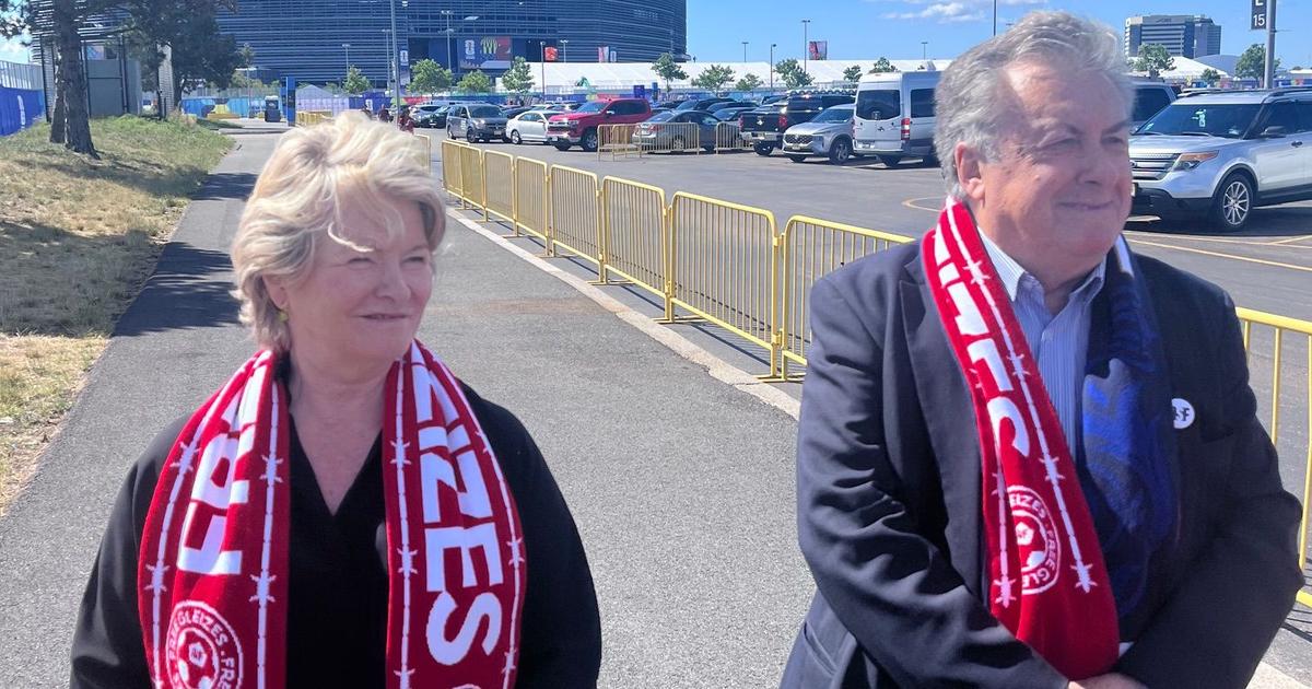«Il devrait être à notre place» : les parents du journaliste Christophe Gleizes à New York en marge de la Coupe du monde 2026