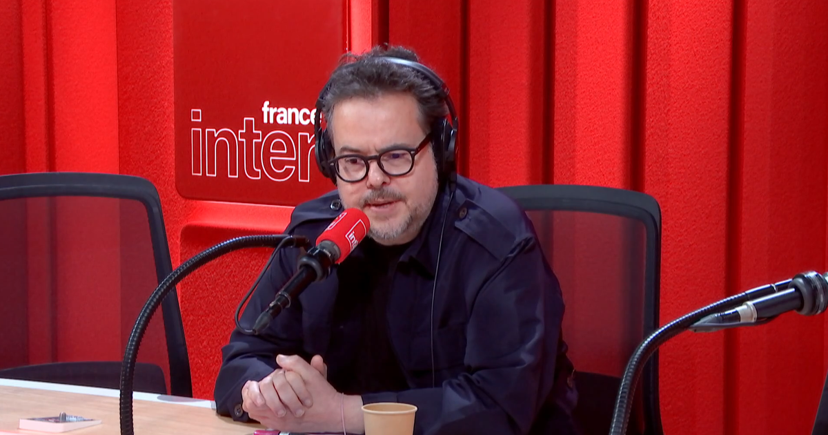 « On m’avait enlevé les lacets de mes baskets » : Nicolas Demorand révèle avoir été interné de force en psychiatrie