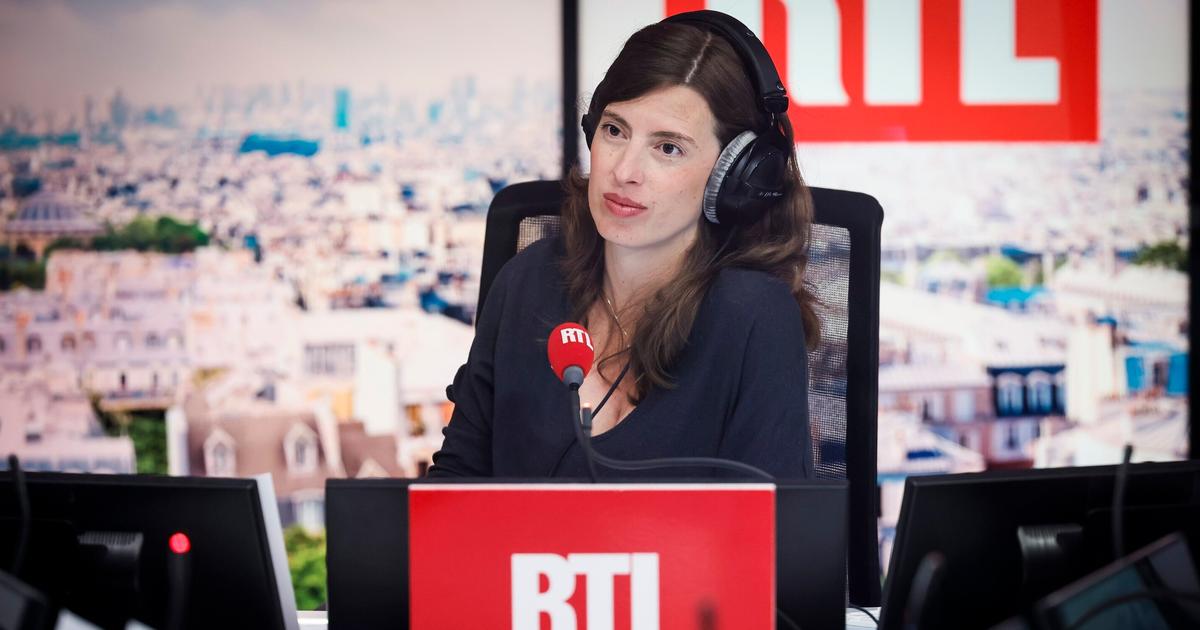 Comment les radios affûtent leurs grilles avant la présidentielle