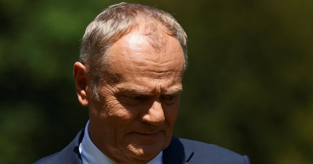 «Tout indique» que le meurtre en Pologne d’un caricaturiste russe critique de Poutine est politique, selon Donald Tusk