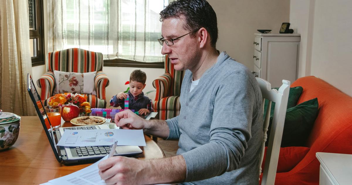 «Je vais regretter la clim et les collègues» : le modèle des jours de télétravail imposés par l’employeur peut tourner au calvaire