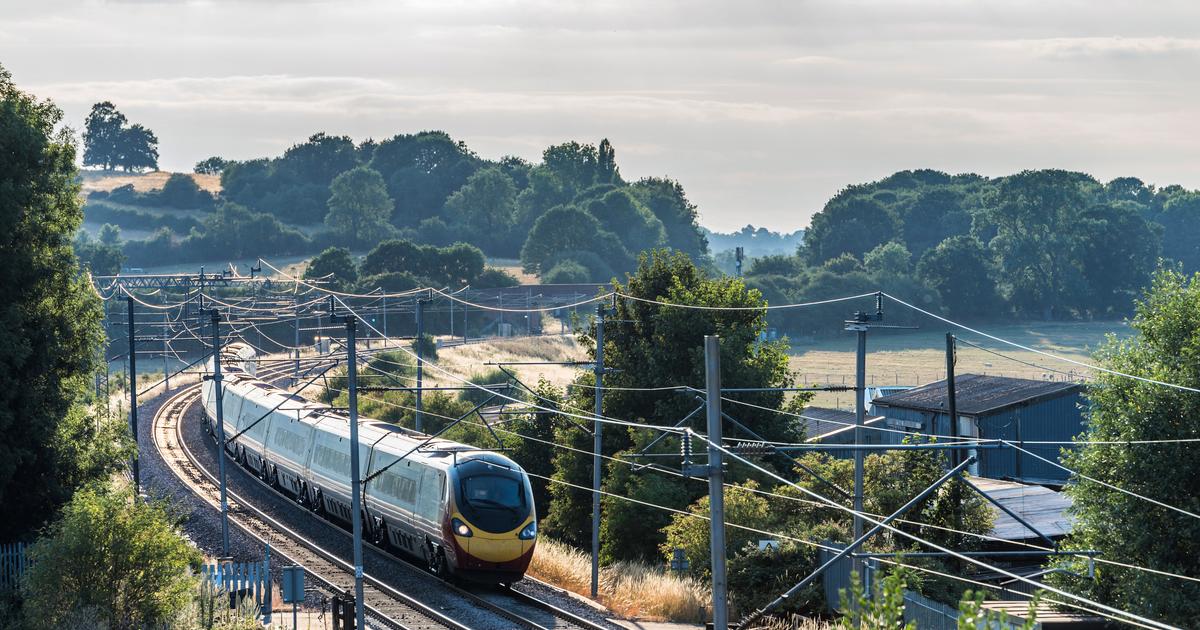 Royaume-Uni : deux trains entrent en collision au nord de Londres, plusieurs blessés