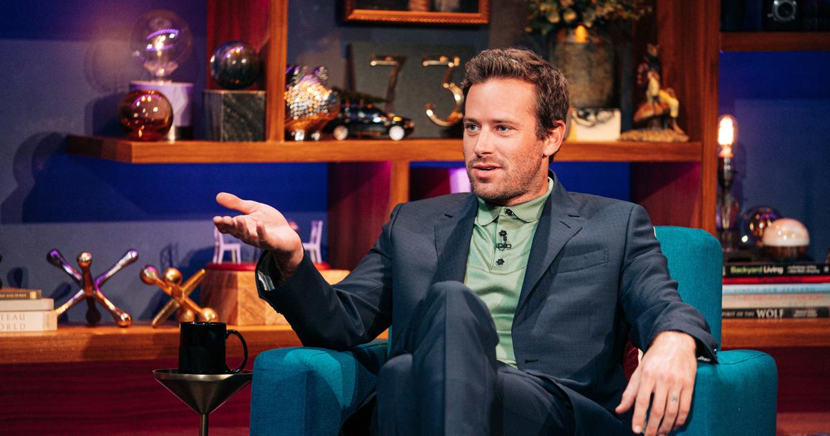 “I have nails in my hands”: in a rare interview, Armie Hammer compares his exclusion from Hollywood to a crucifixion