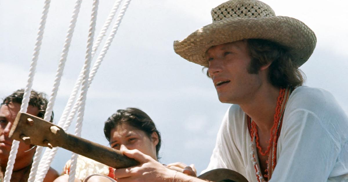 The touching story behind Johnny Hallyday’s first guitar sold at auction