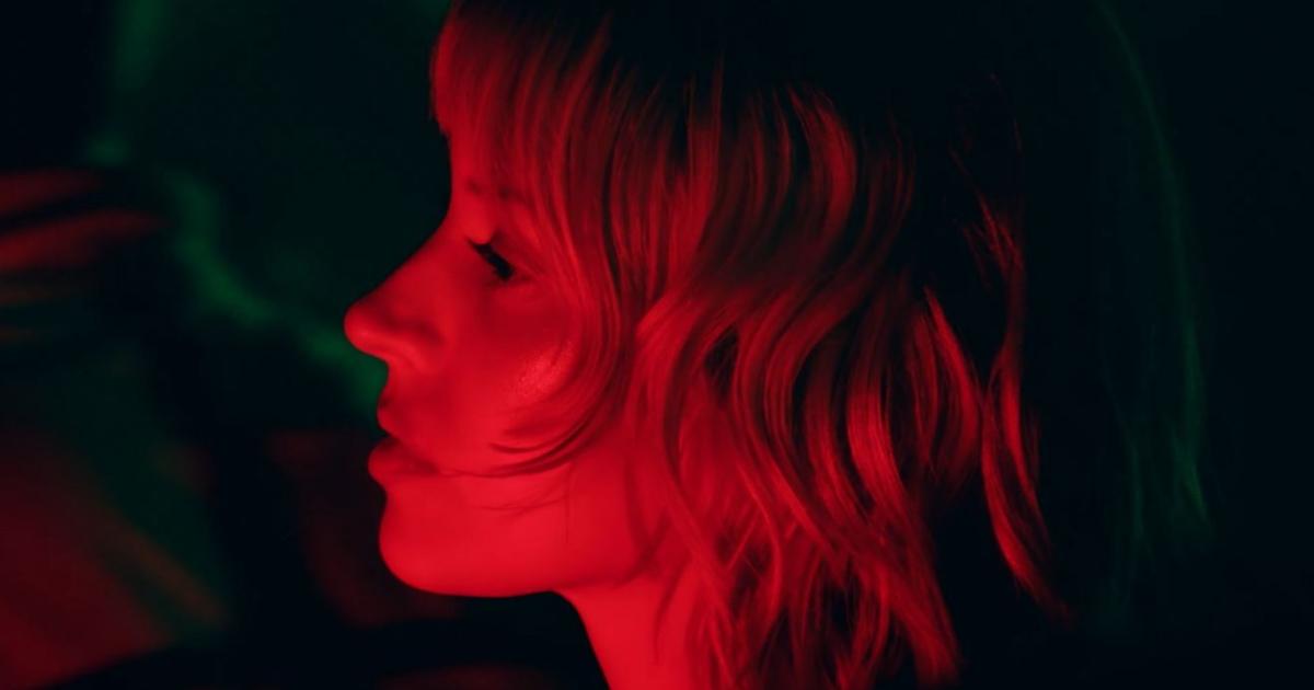 Angèle announces the title of her new album