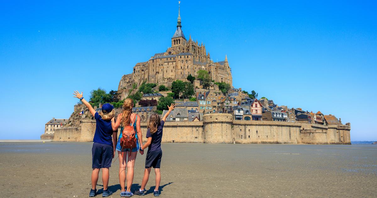 Canicule : le Mont-Saint-Michel appelle les touristes à différer leur visite
