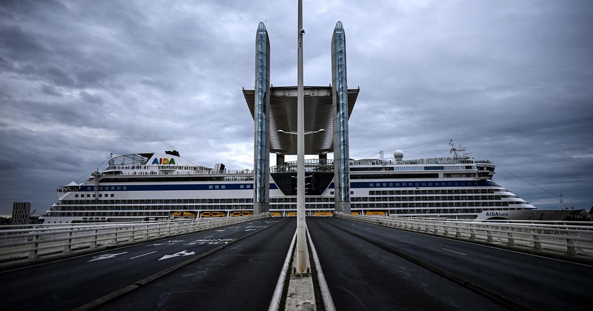 Bordeaux : la canicule a paralysé le plus haut pont levant d’Europe et bloqué un paquebot