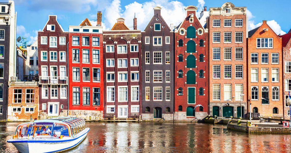 Pourquoi Amsterdam est devenue la première capitale à interdire la publicité pour des vacances en avion