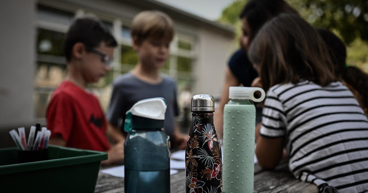 Canicule : climatiseur dans un lit de bébé, couvertures de survie aux fenêtres… Dans les crèches et les écoles, la grande débrouille