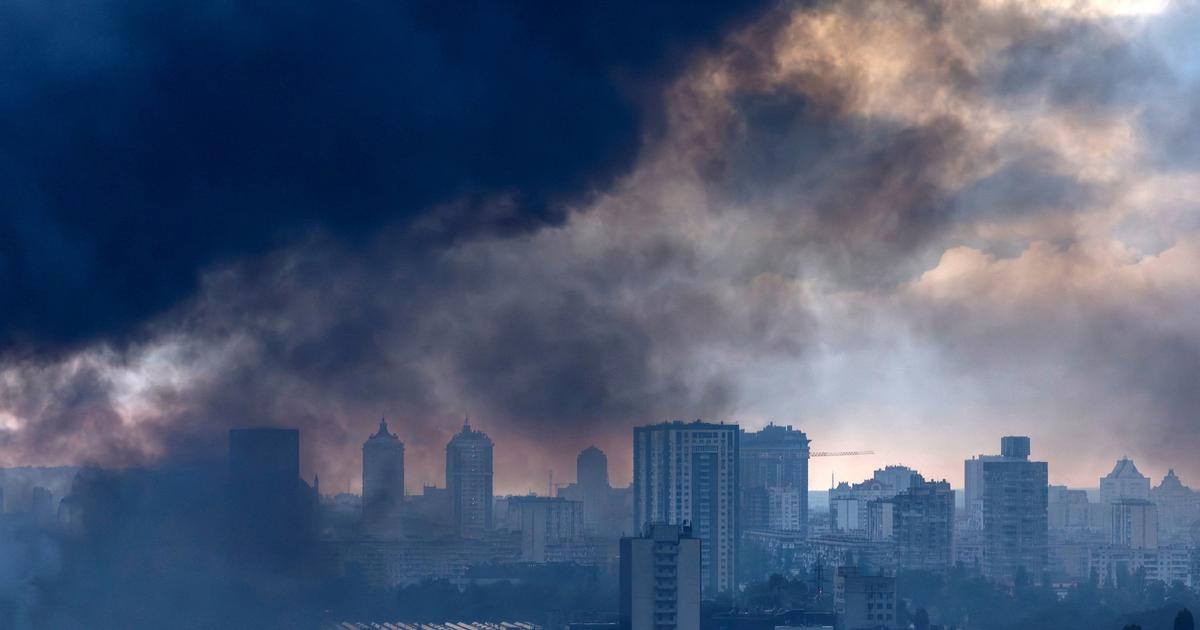 Ukraine: explosions à Kiev, visée par une attaque de missiles