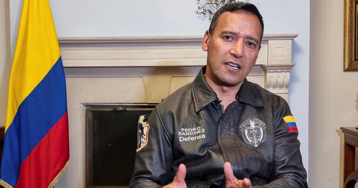 Colombie : un commandant de guérilla censé être mort réapparaît en vidéo, le ministre de la Défense doute
