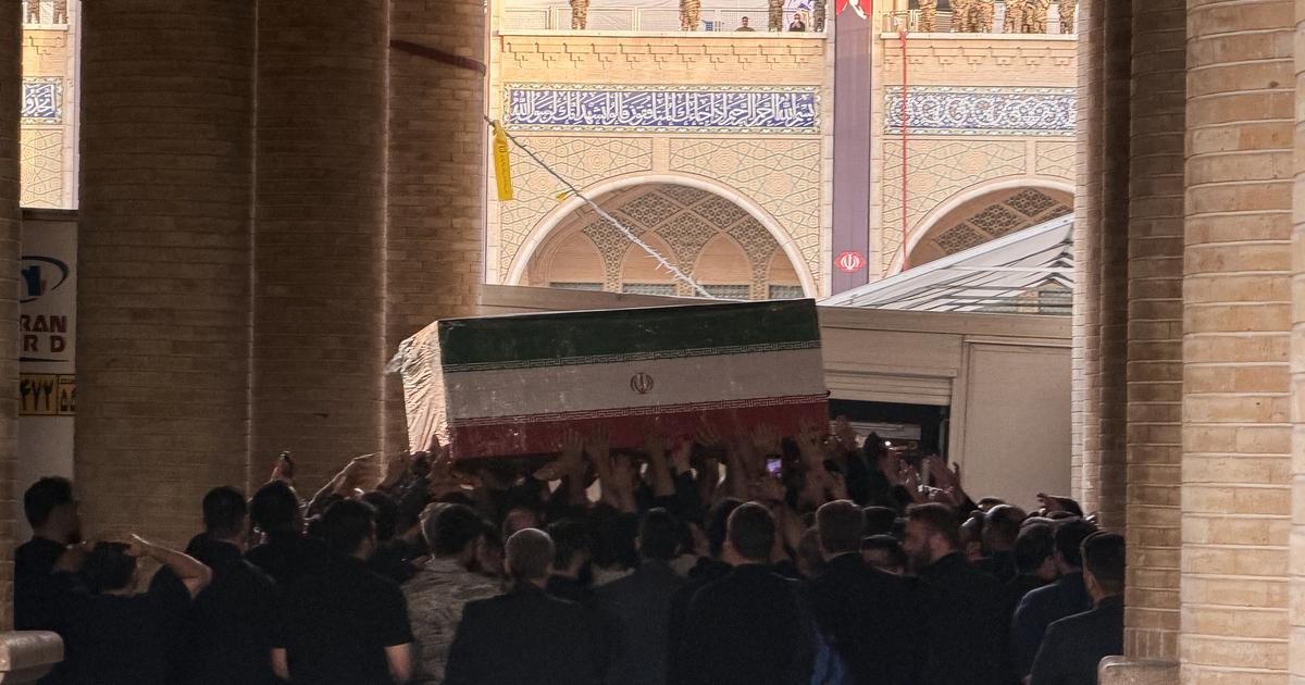 Funérailles d’Ali Khamenei : arrivée du corps du guide suprême dans un complexe religieux à Téhéran