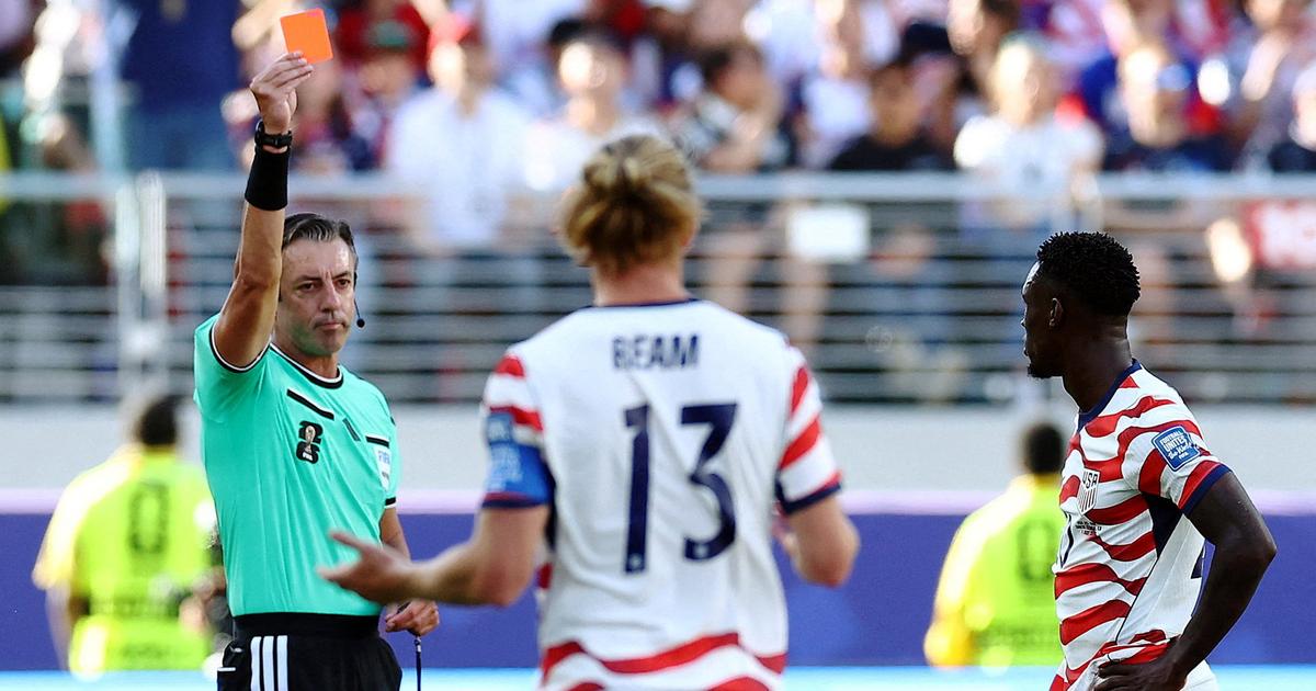 Coupe du monde 2026 : les Américains «se sont fait entuber» avec le carton rouge de Folarin Balogun, affirme un ministre de Trump