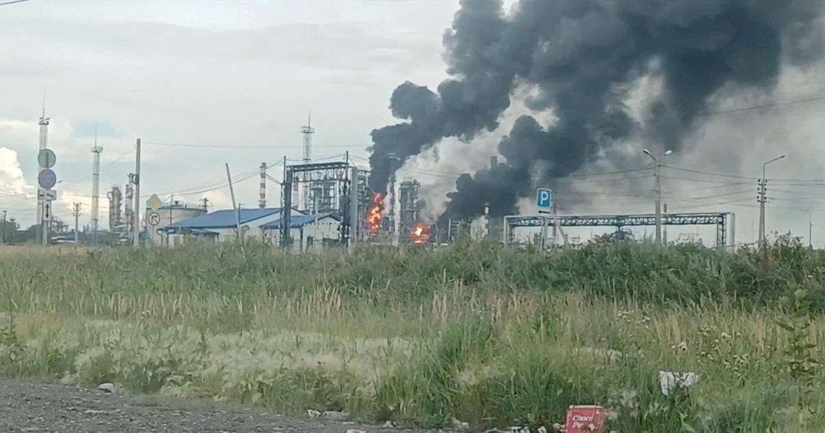 Guerre en Ukraine : la plus grande raffinerie de pétrole de Russie contrainte d’interrompre ses activités après une attaque de drone