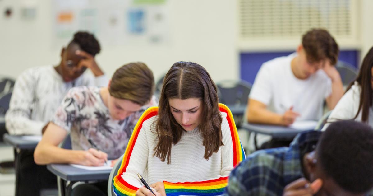Claude Obadia : «Quelle est la valeur d’un bac qui ne garantit pas un certain niveau pour réussir à l’université ?»