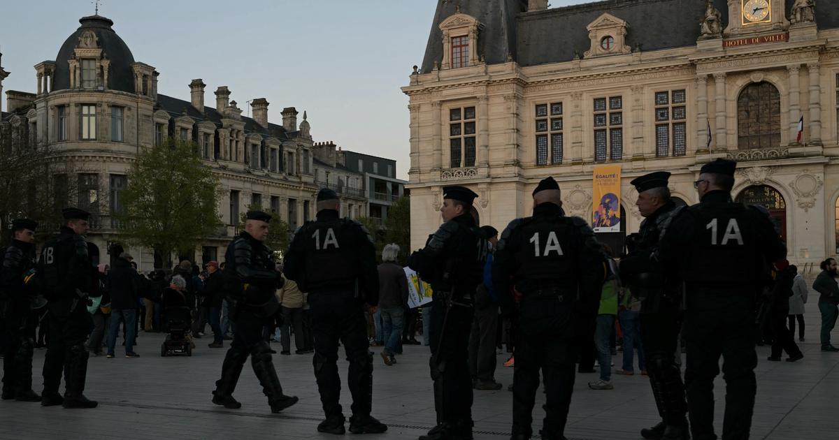 Sainte-Soline : la Défenseure des droits critique la gestion des autorités lors d’une manifestation en 2023