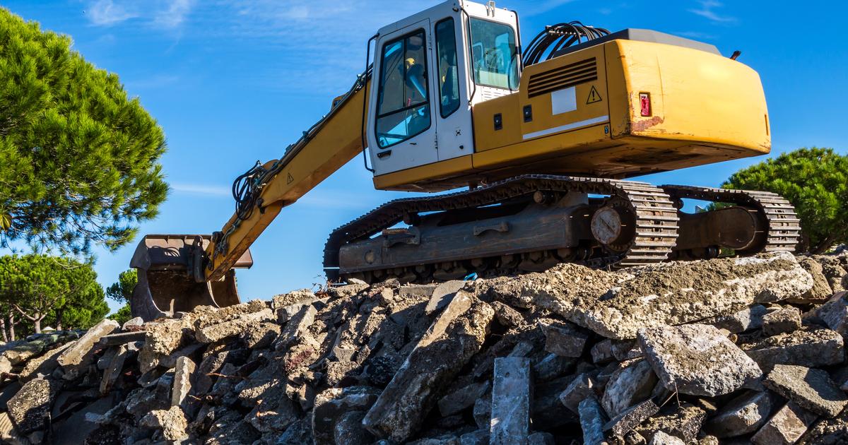 Val-d’Oise : une dizaine d’hommes cagoulés attaquent une entreprise au bulldozer, 100.000 euros dérobés