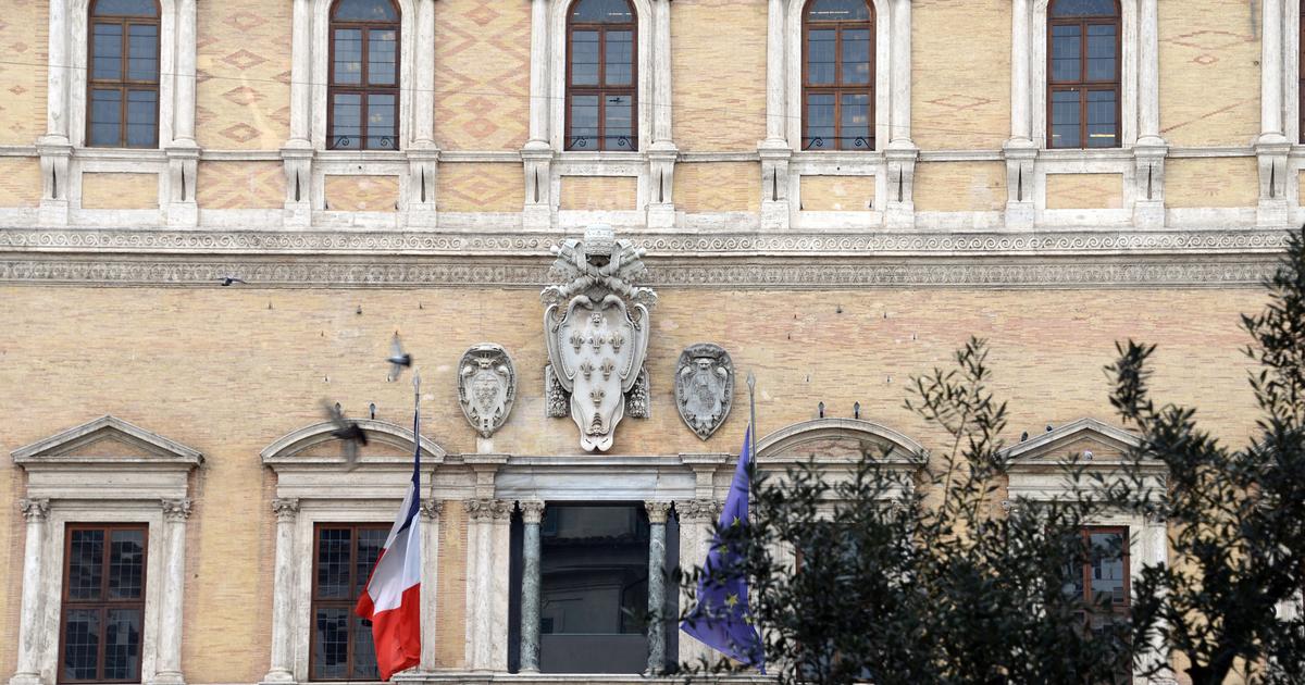 Au palais Farnèse à Rome, les têtes de lion de Michel-Ange restaurées