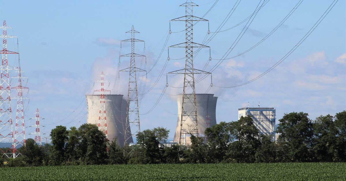 Canicule : trois réacteurs nucléaires à l'arrêt et huit à puissance réduite en France, indique EDF