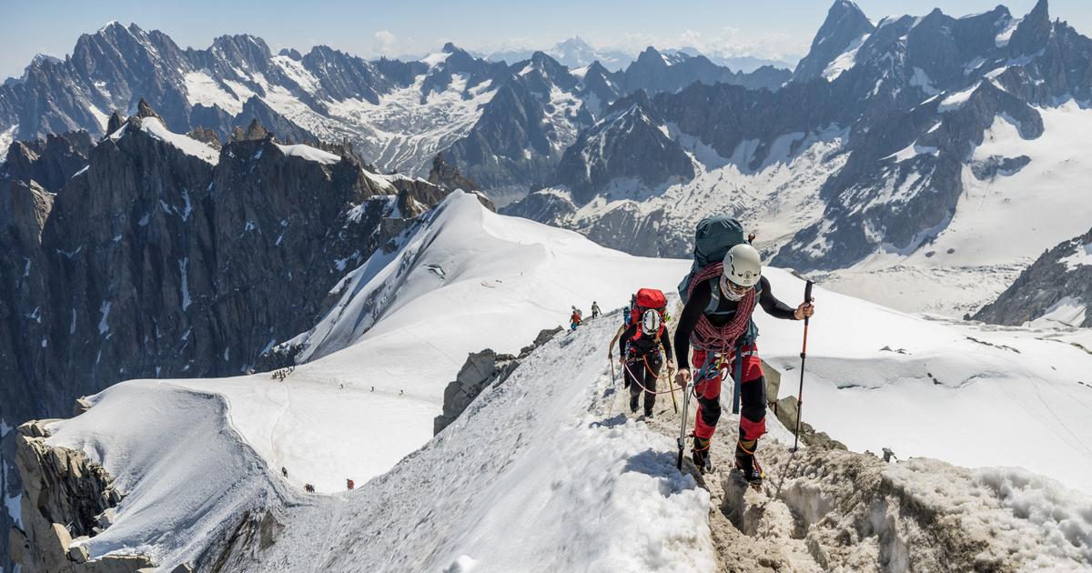 Alpes italiennes : deux alpinistes roumains retrouvés morts dans une crevasse à 20 mètres de profondeur