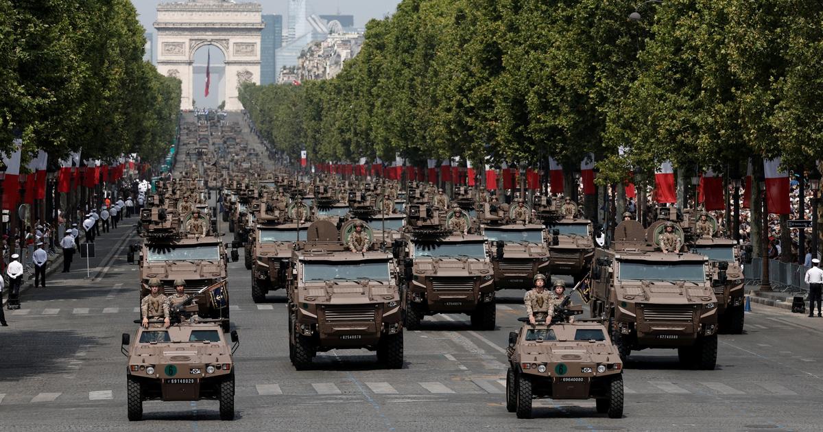 Drones, 6 700 soldats à pied, Mirage 2000 B... Au défilé du 14 juillet, une démonstration de modernisation et de détermination