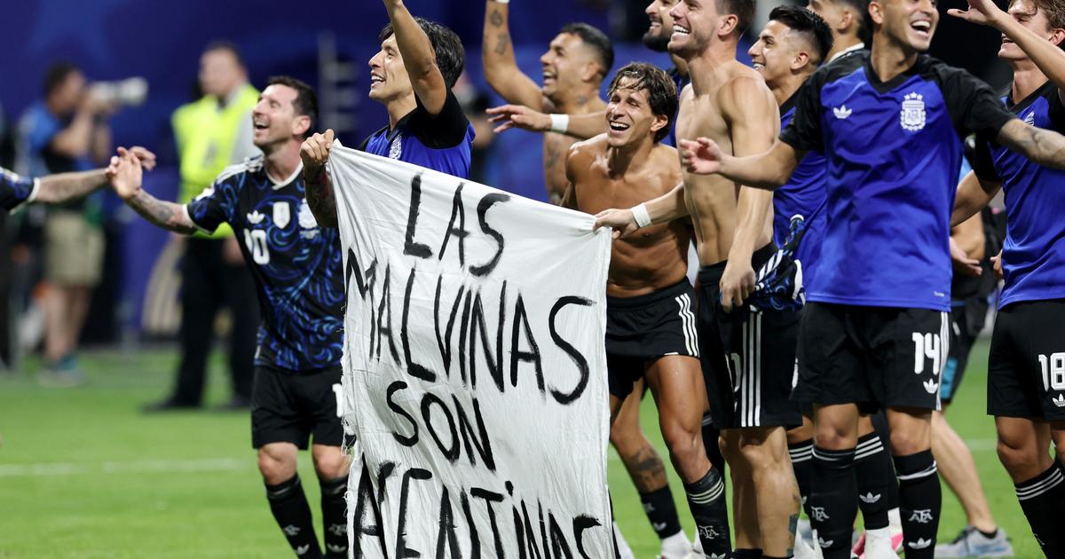 Coupe du monde 2026 : la Fifa se penche sur l'affaire de la banderole des joueurs de l’Argentine sur les Malouines